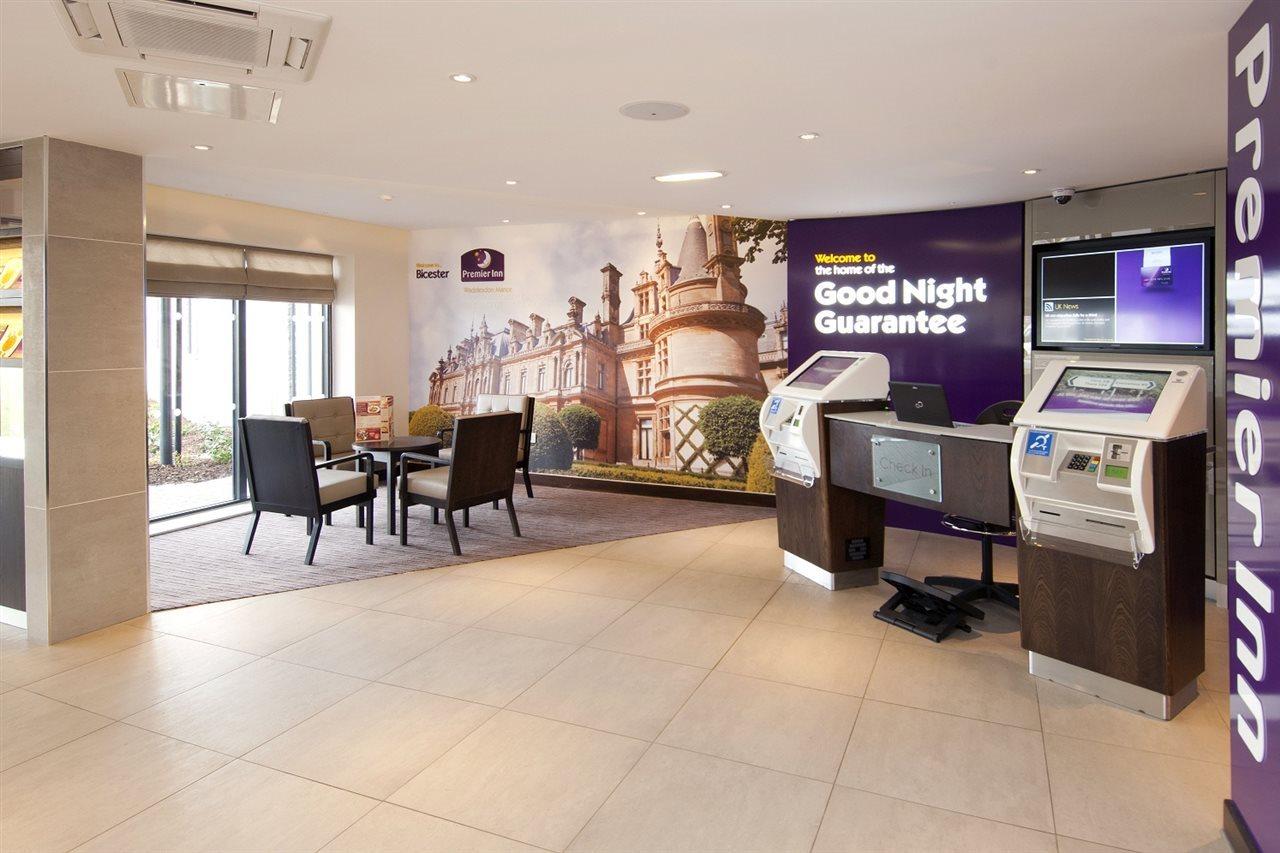 Premier Inn Bicester Eksteriør bilde