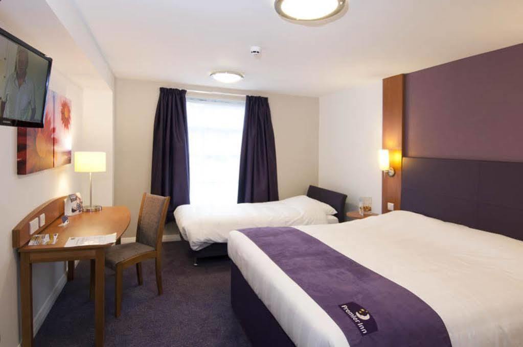 Premier Inn Bicester Eksteriør bilde